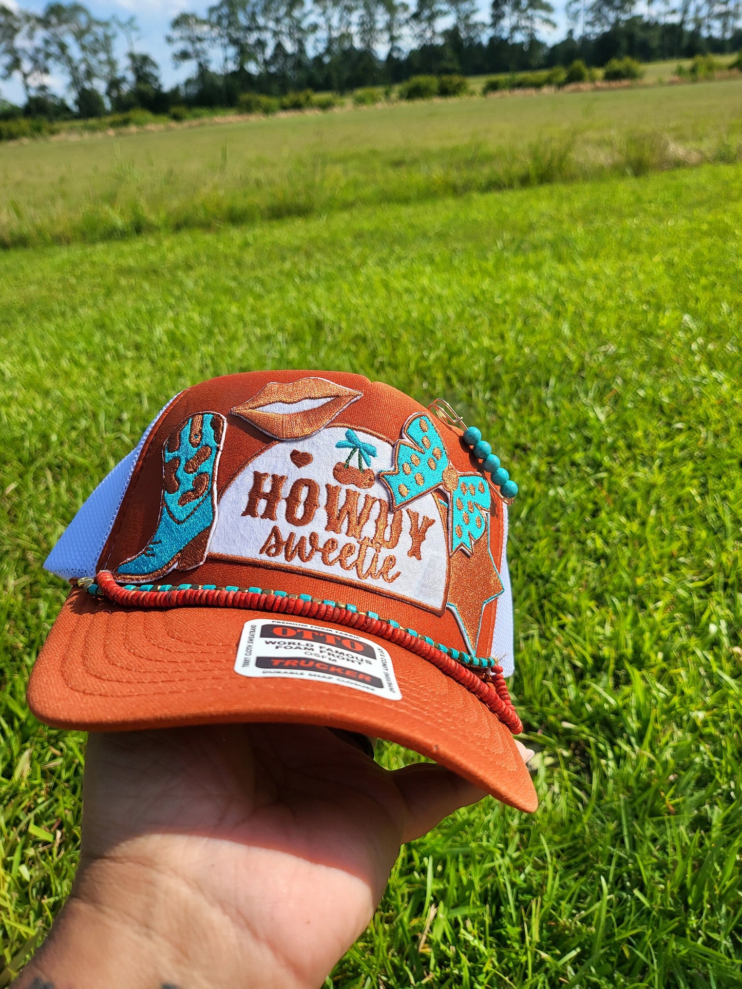 Howdy Sweetie embroidered iron-on patch set. Set of 5.