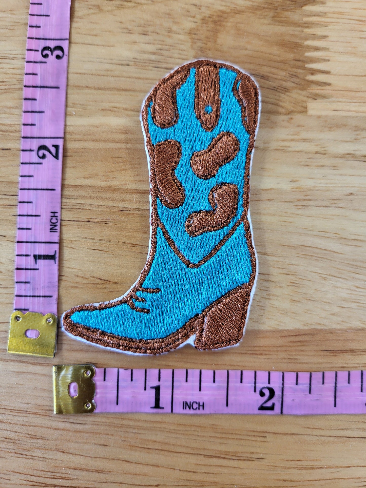 Howdy Sweetie embroidered iron-on patch set. Set of 5.